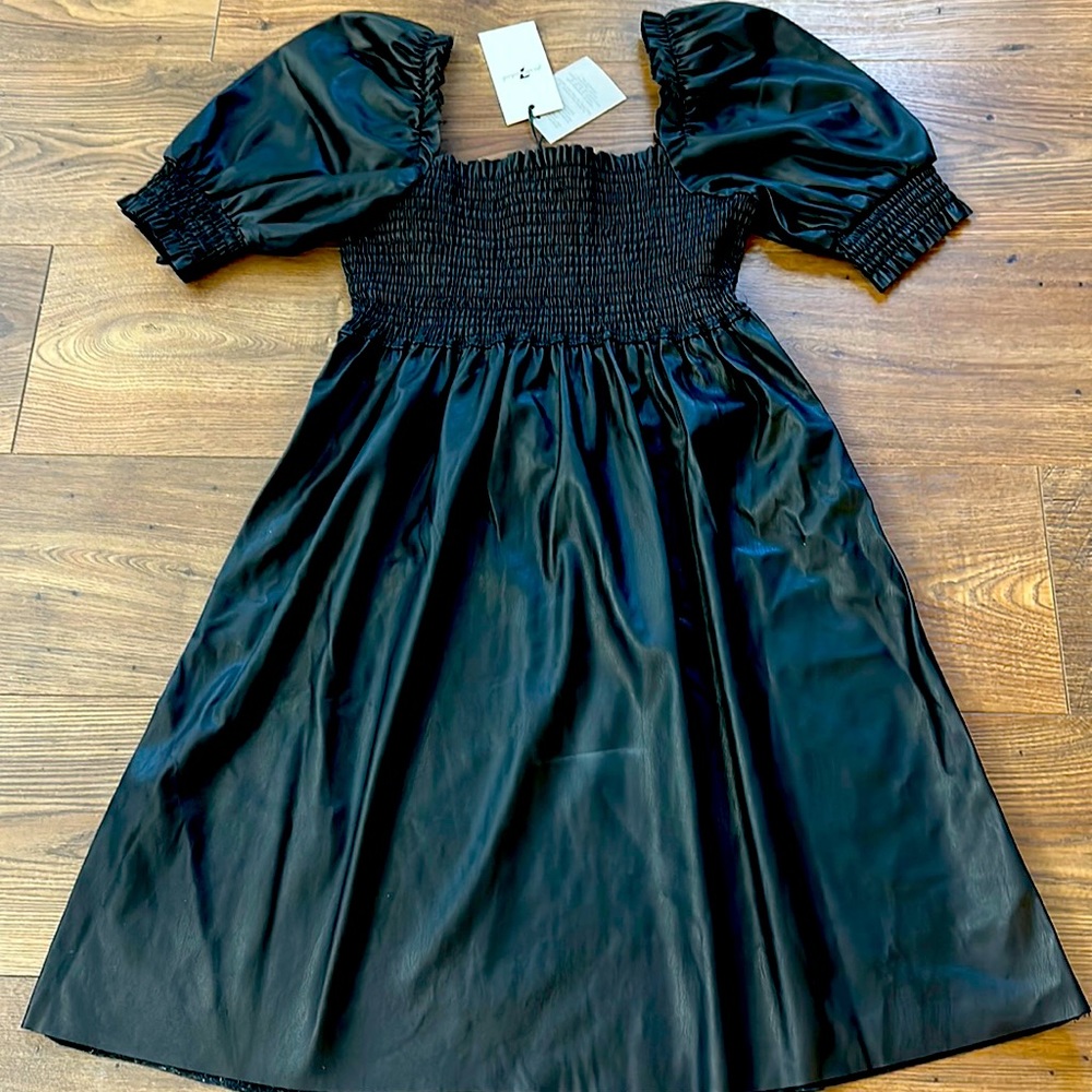 beautiful dress, brand new with tag